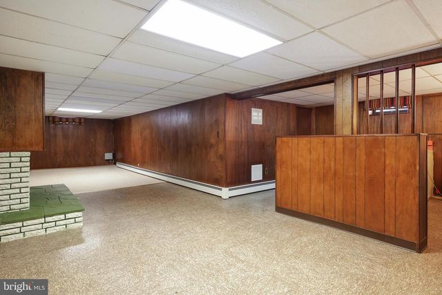 42 RUNNING BROOK RD W, Ewing, NJ 08638