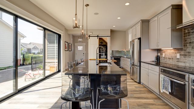 7417 Peristyle Lane, Mccordsville, IN 46055