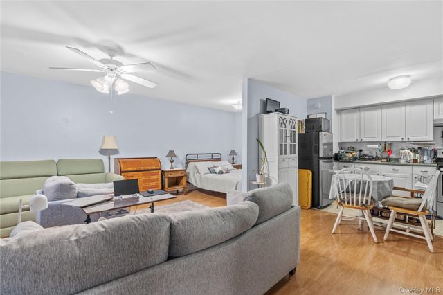 59 Fieldstone Drive 18, Hartsdale, NY 10530