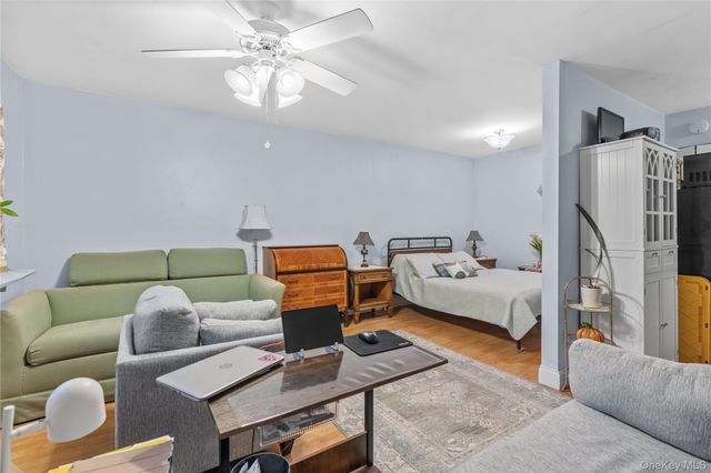 59 Fieldstone Drive 18, Hartsdale, NY 10530