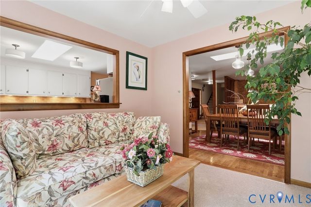 2201 Planters Row Dr, Midlothian, VA 23113