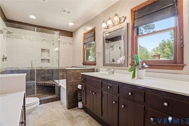 2201 Planters Row Dr, Midlothian, VA 23113