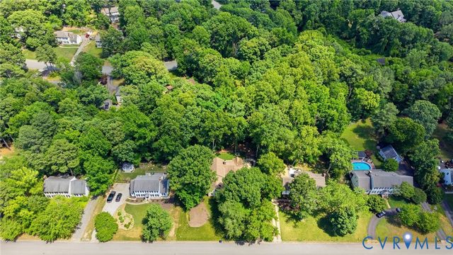 2201 Planters Row Dr, Midlothian, VA 23113