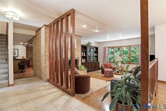 2201 Planters Row Dr, Midlothian, VA 23113