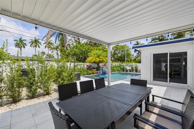 1104 N 13th Ter, Hollywood, FL 33019