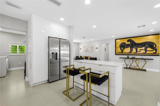 1104 N 13th Ter, Hollywood, FL 33019