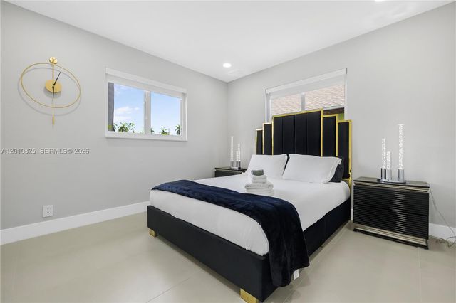 1104 N 13th Ter, Hollywood, FL 33019