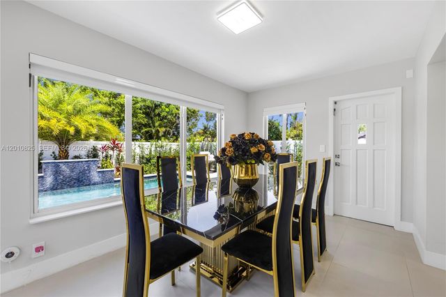 1104 N 13th Ter, Hollywood, FL 33019
