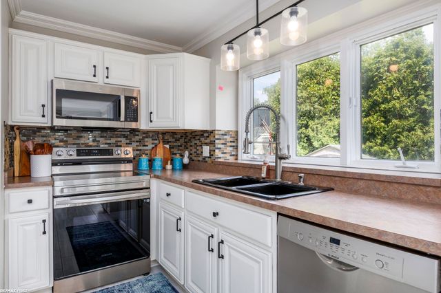 57898 Abraham Drive, Washington, MI 48094