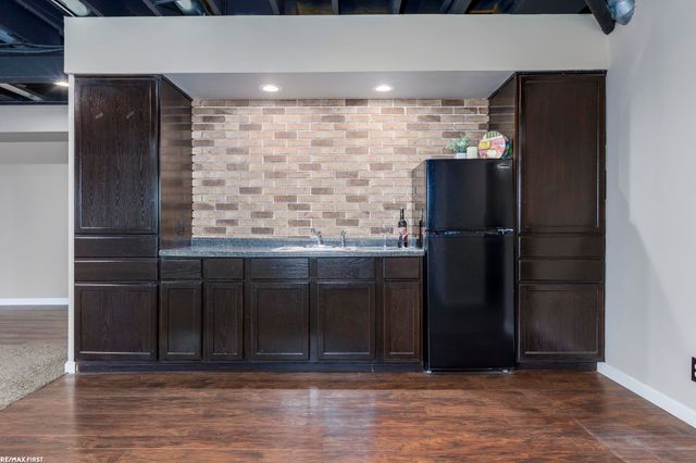 57898 Abraham Drive, Washington, MI 48094
