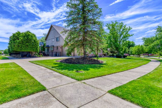 57898 Abraham Drive, Washington, MI 48094