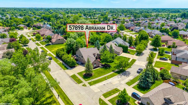 57898 Abraham Drive, Washington, MI 48094