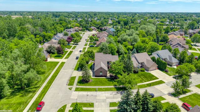 57898 Abraham Drive, Washington, MI 48094
