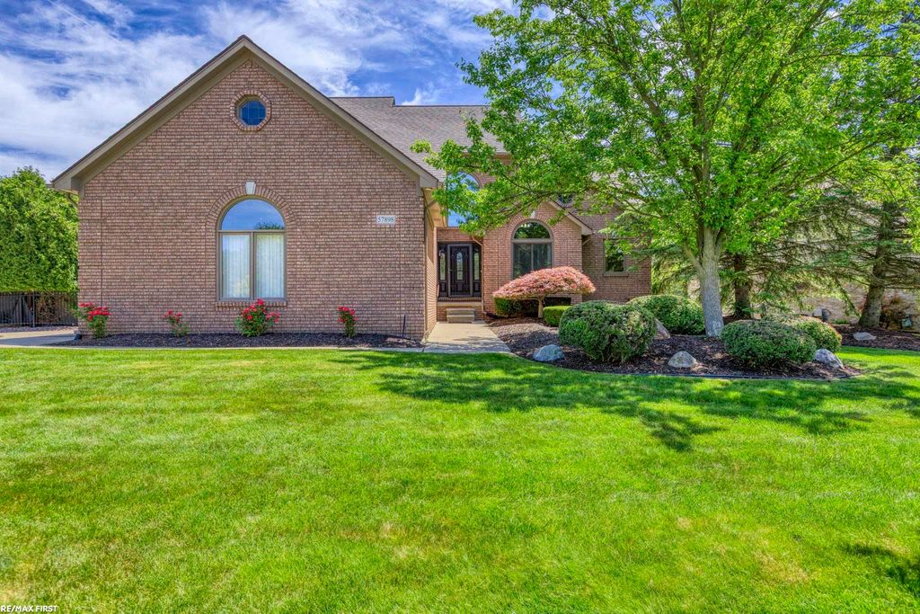 57898 Abraham Drive, Washington, MI 48094