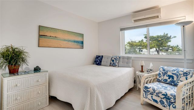 281 Dune Road 2A, Westhampton Beach, NY 11978