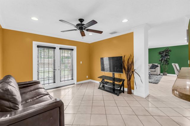 6724 Country Winds Cove, Lake Worth, FL 33463