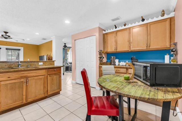 6724 Country Winds Cove, Lake Worth, FL 33463