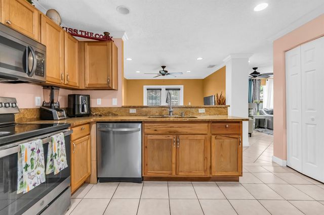 6724 Country Winds Cove, Lake Worth, FL 33463