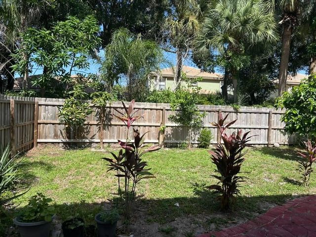 6724 Country Winds Cove, Lake Worth, FL 33463