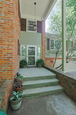 200 Brocdorf Drive, Wyoming, OH 45215