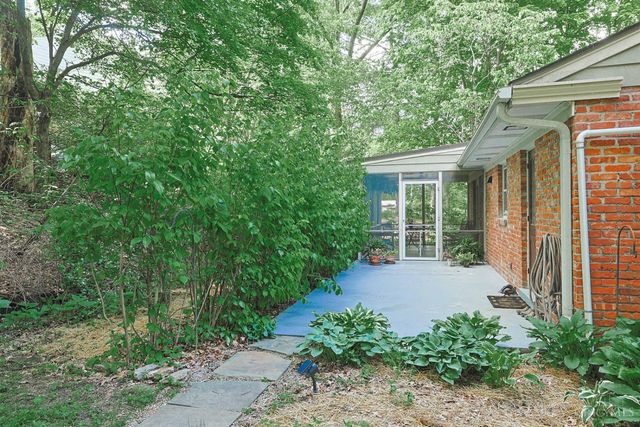 200 Brocdorf Drive, Wyoming, OH 45215