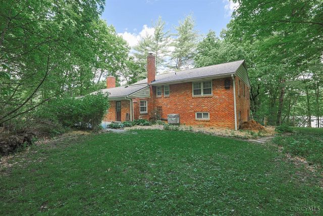 200 Brocdorf Drive, Wyoming, OH 45215