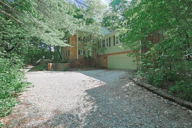 200 Brocdorf Drive, Wyoming, OH 45215