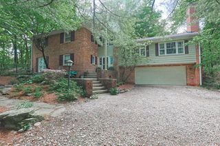 200 Brocdorf Drive, Wyoming, OH 45215