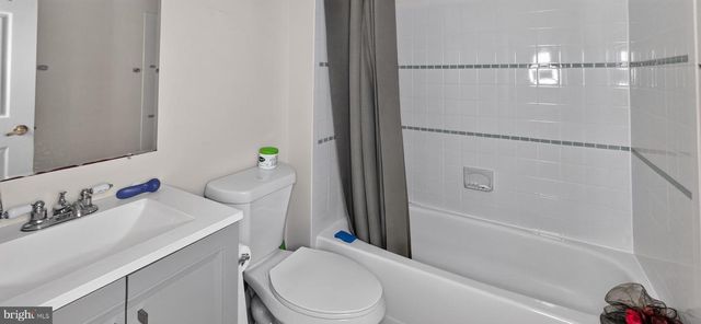 9205 GATEWATER, Potomac, MD 20854