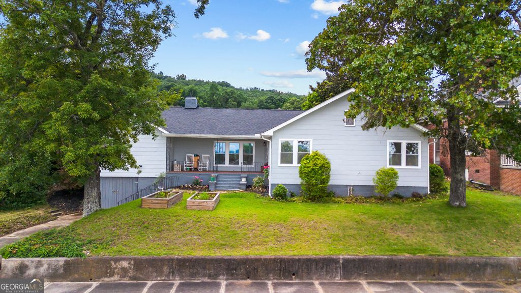 36 E 2nd Street, Manchester, GA 31816