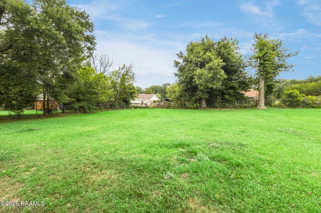 130 Herlil Circle, Carencro, LA 70520