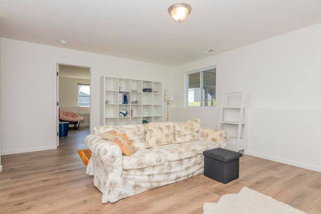 10382 Pennridge Drive, Portage, MI 49024