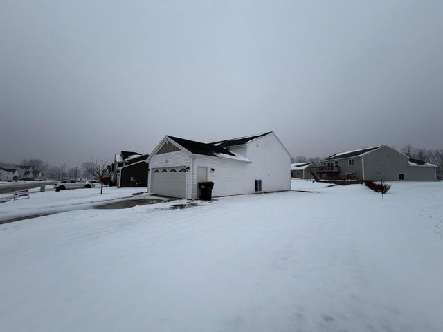 10382 Pennridge Drive, Portage, MI 49024