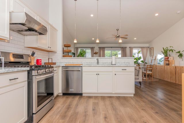 10382 Pennridge Drive, Portage, MI 49024