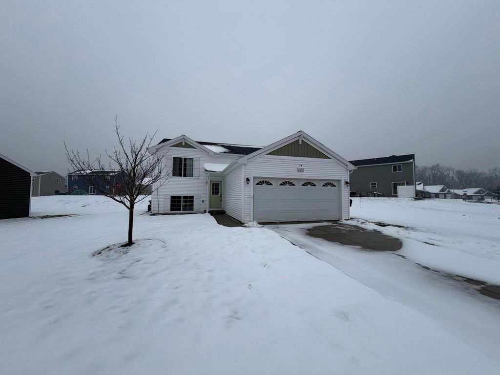 10382 Pennridge Drive, Portage, MI 49024