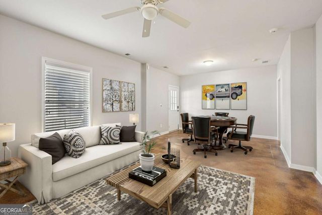 5943 Enclave Drive SE, Mableton, GA 30126