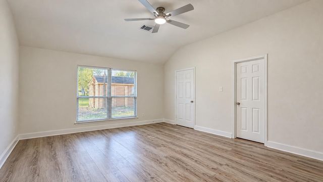 502 S Hyannis Port Street, Crosby, TX 77532