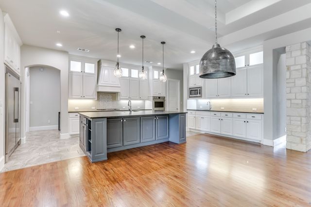 6444 Hawks Ridge Drive, North Richland Hills, TX 76182
