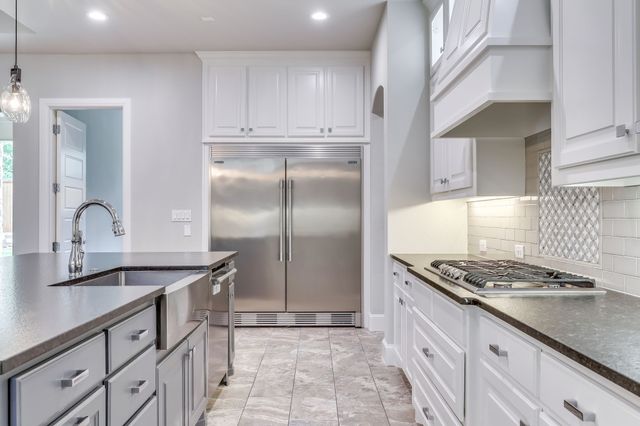 6444 Hawks Ridge Drive, North Richland Hills, TX 76182
