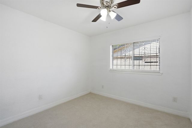 831 Kelso Drive, Dallas, TX 75211