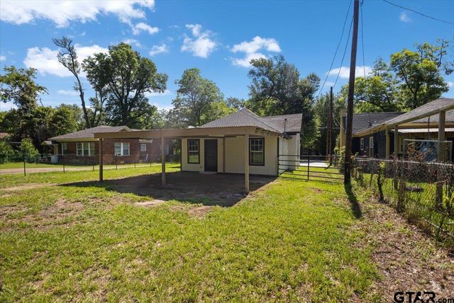 1304 N Ross, Tyler, TX 75702