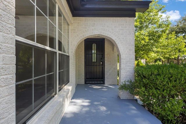1304 N Ross, Tyler, TX 75702
