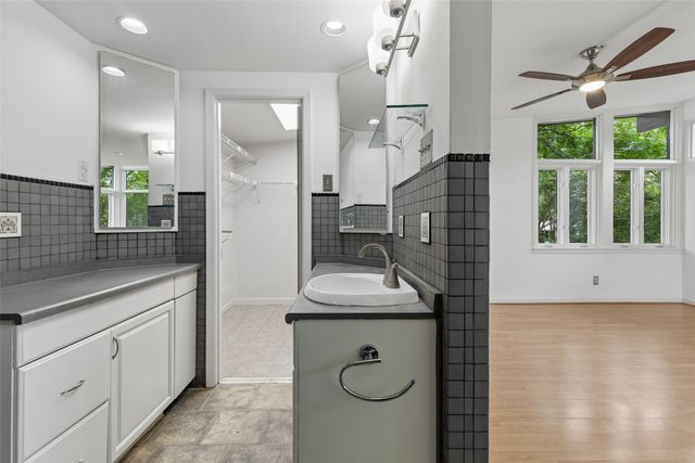 7142 Shook Avenue, Dallas, TX 75214