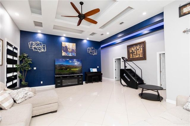 8404 Bougainvillea Drive, Mission, TX 78573