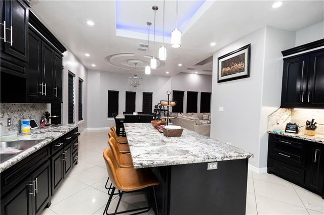 8404 Bougainvillea Drive, Mission, TX 78573