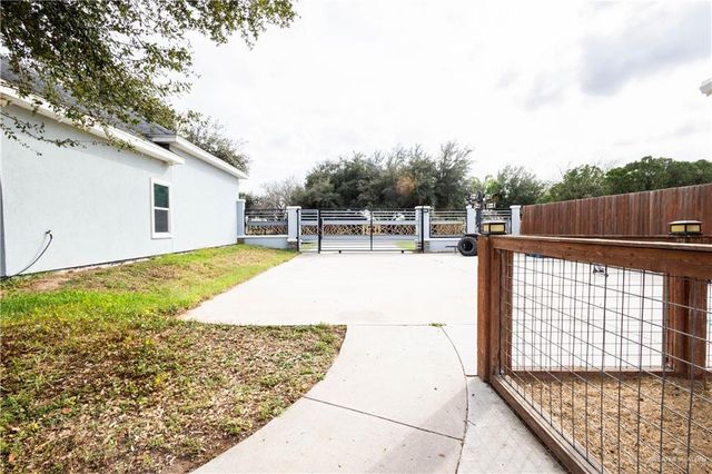 8404 Bougainvillea Drive, Mission, TX 78573