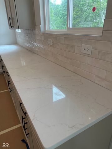5591 Brook Hill Road, Avon, IN 46123