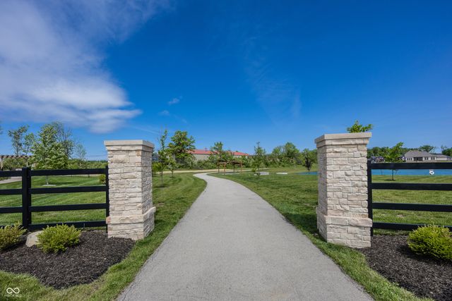 5591 Brook Hill Road, Avon, IN 46123
