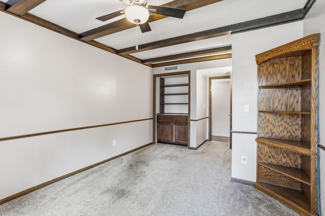 6115 Lincoln Drive 152, Edina, MN 55436