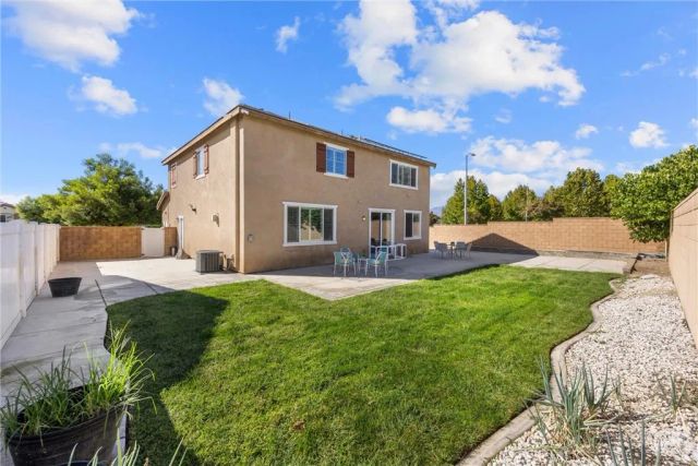2080 Clementine Street, Redlands, CA 92374